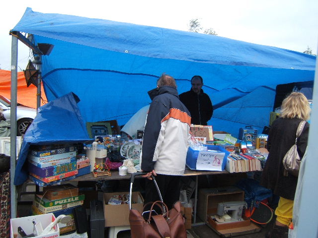 foto rommelmarkt...
