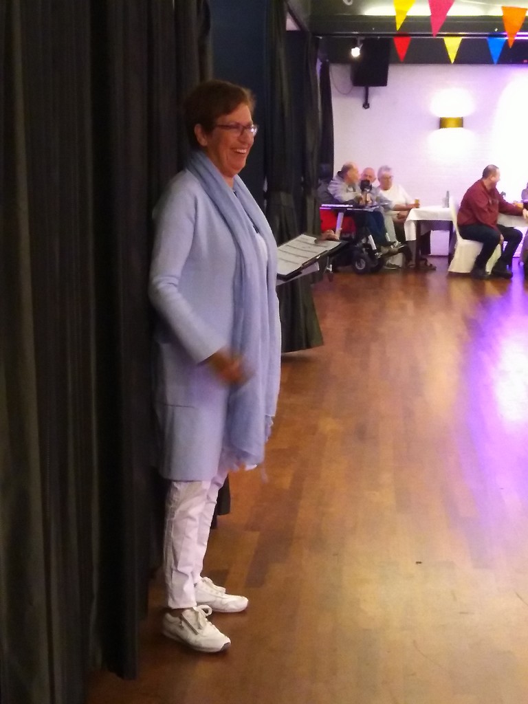 Klik op de foto om deze te vergroten...